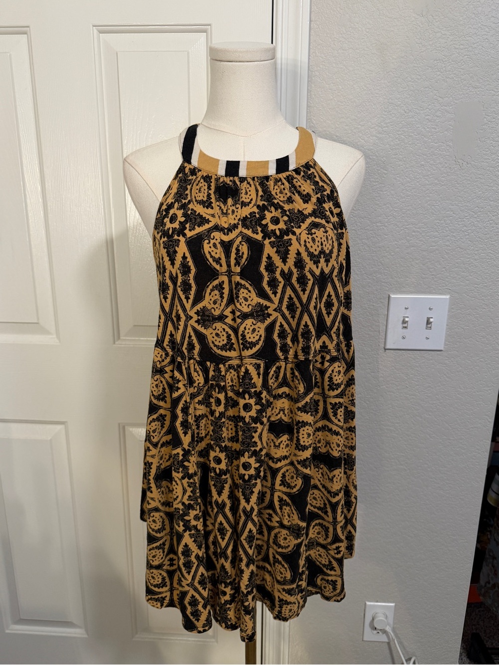 Free People Black and Tan Printed Halter Tank - Picture 2 of 5